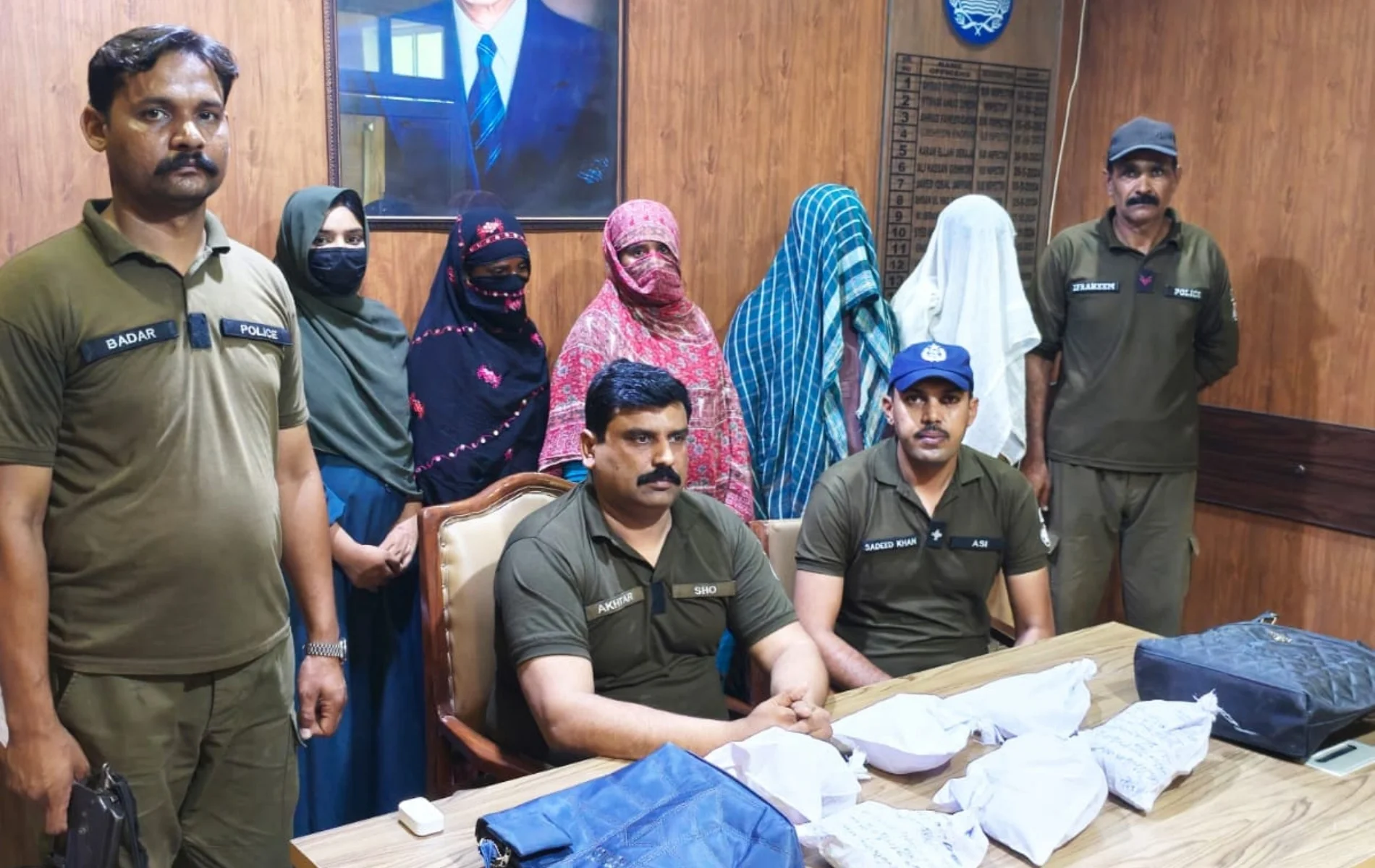 Taunsa Police Arrest Drug Trafficking Group, Seize Large Quantity of Narcotics